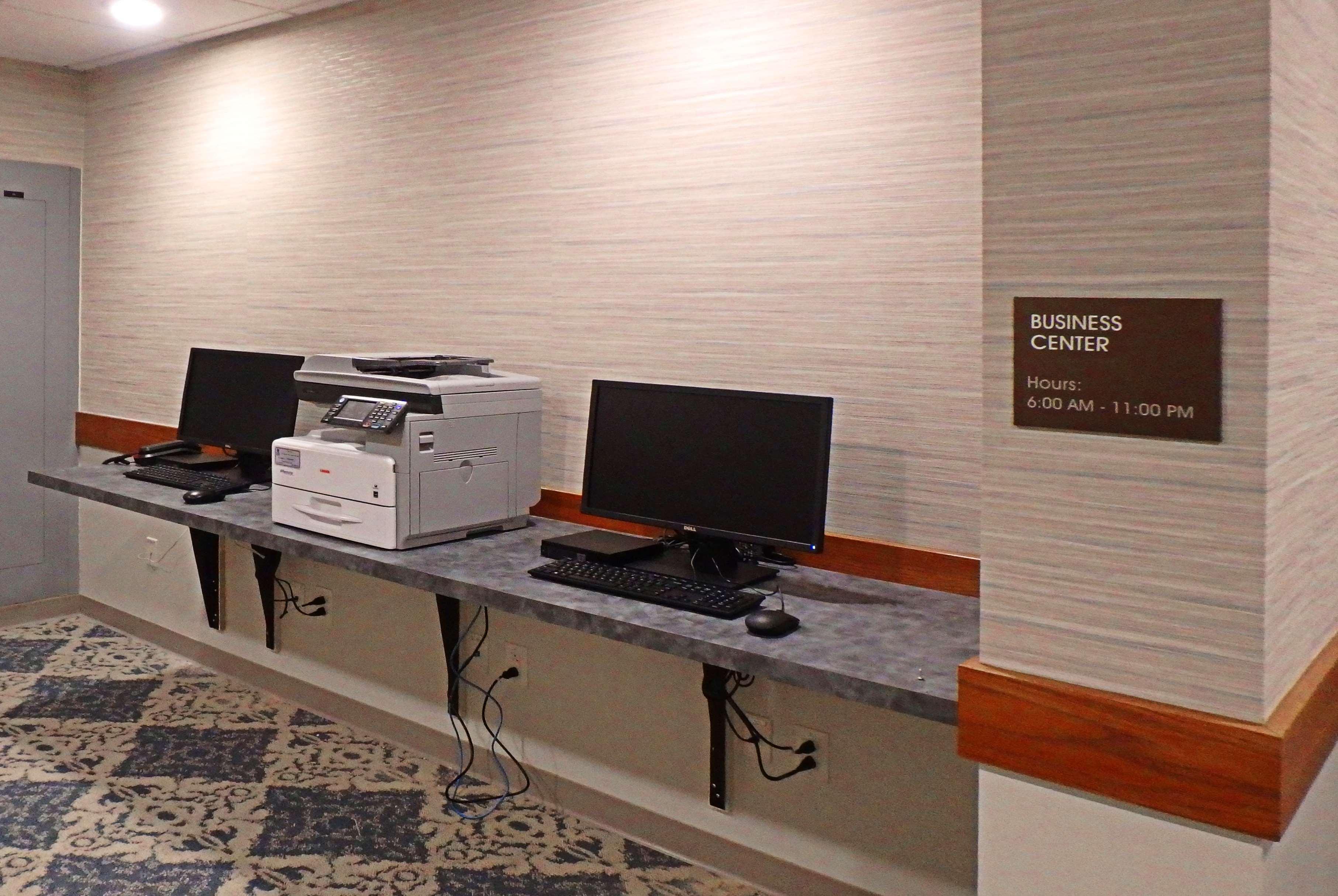 Wyndham Garden State College Otel Boalsburg Dış mekan fotoğraf