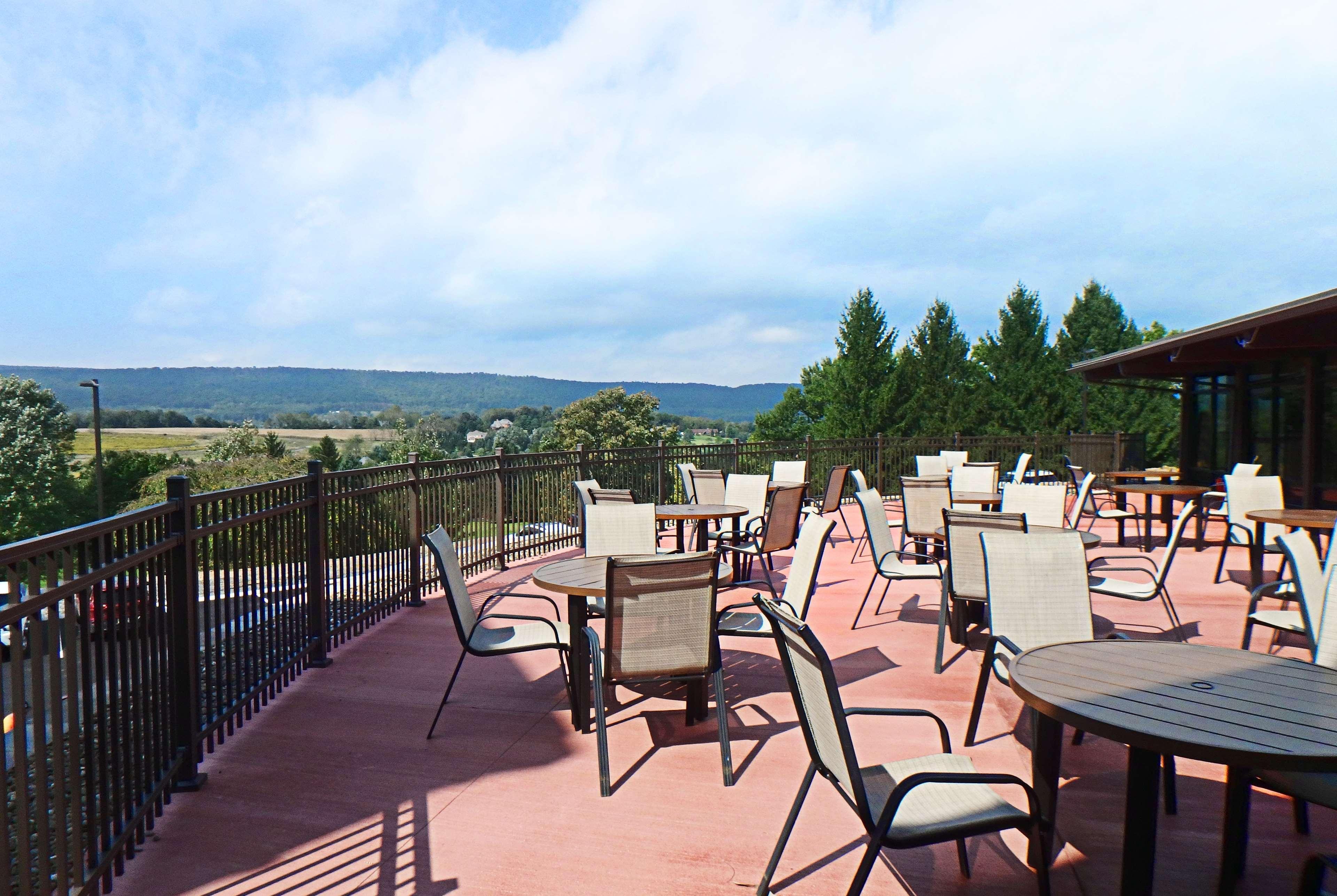 Wyndham Garden State College Otel Boalsburg Dış mekan fotoğraf